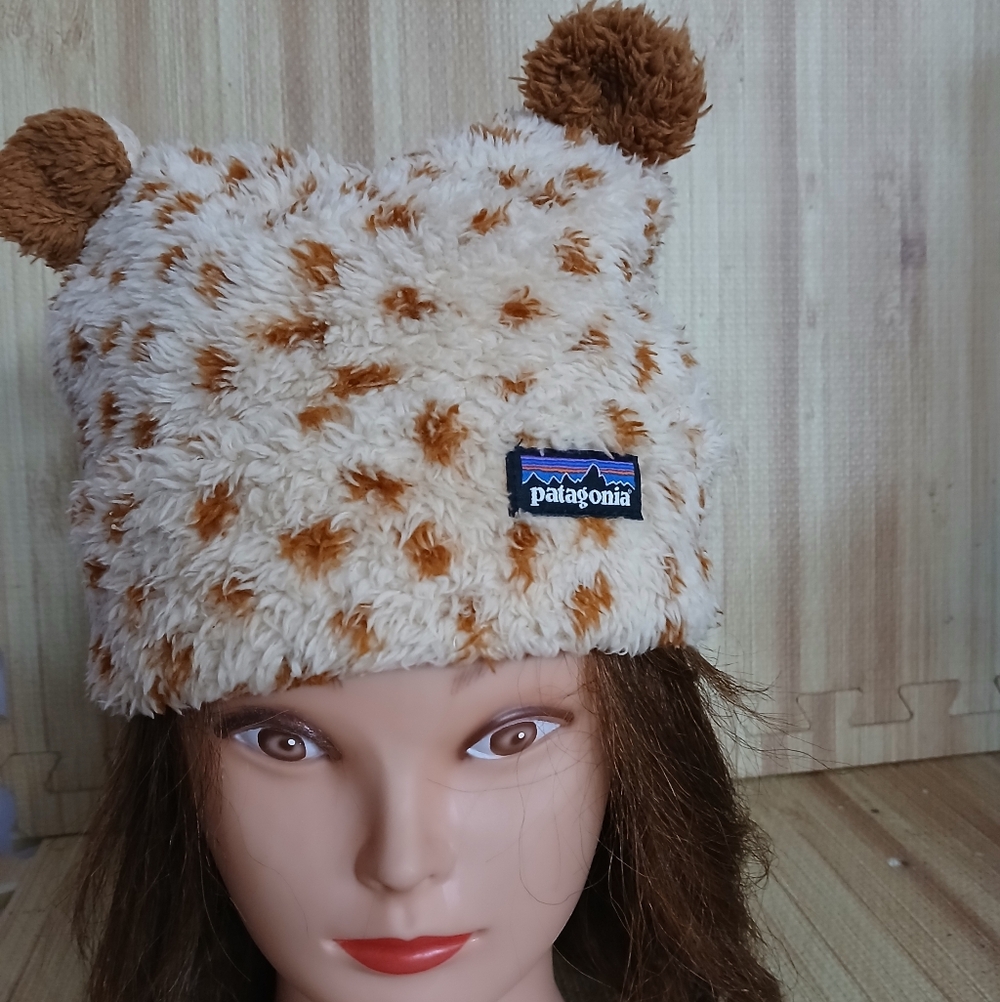 PATAGONIA Baby Furry Friends Fleece HatCream Brown Size 18-24 Months Spotted